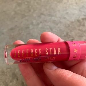 Jeffree Star Cherry Wet Liquid Lipstick
